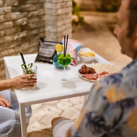 德尔玛尔酒店 酒店 西尼加利亚