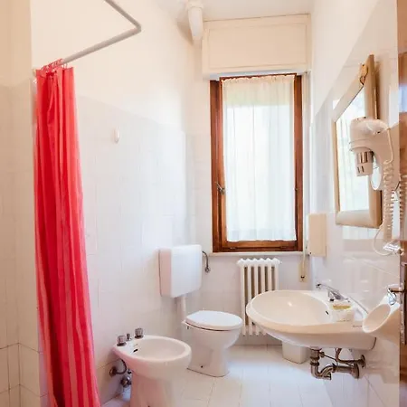 Del Mare Hotel 2*