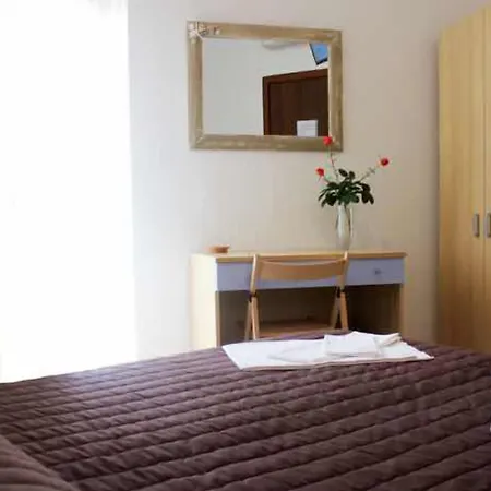 Del Mare 2* Сенигаллия