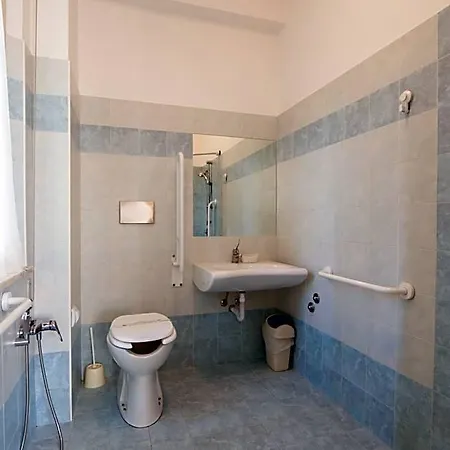 Del Mare Hotel 2*